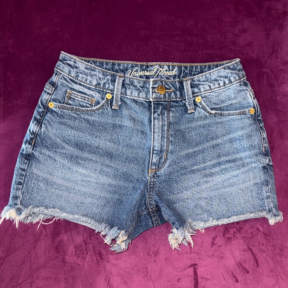 Universal Thread Women Distressed Blue Jean Denim Cutoff Shorts Highrise Shortie - Picture 4 of 9